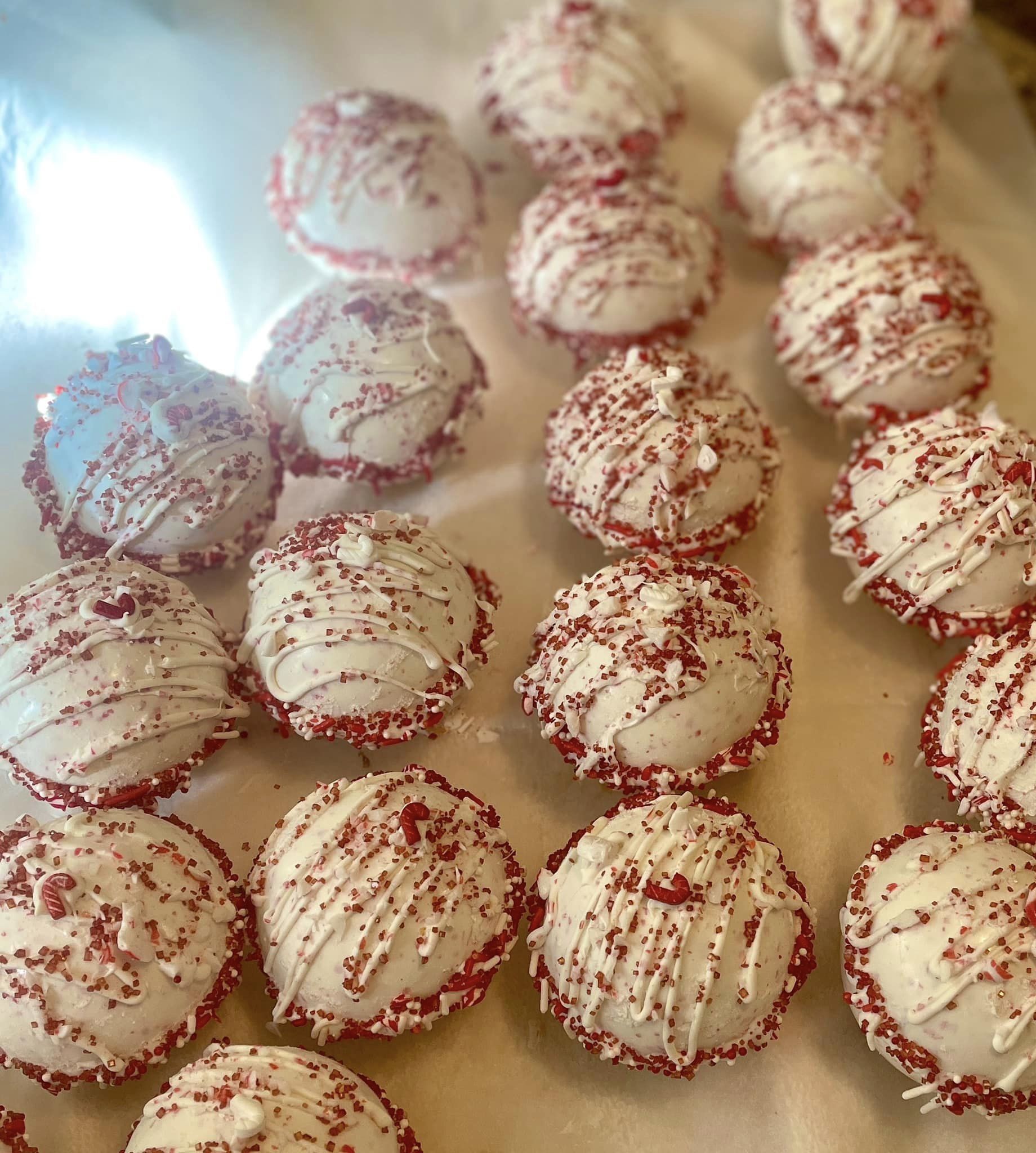 Peppermint Hot Chocolate Bomb